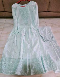 All New Nairacut Beautiful 2 Pc Set Kurti Palazzo
