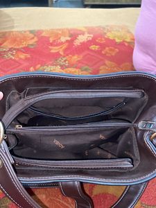 Get Adisa Bag In Good Conditioned