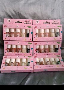 Myglamm POP Dreamin&#39; Nail Polish Set