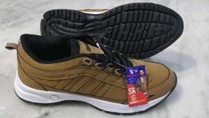 Running shoes