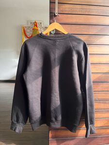 Black Sweatshirt