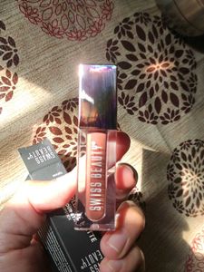 Swiss Beauty Hold Me Matte Lipstick
