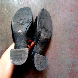🔝⬆️Black heel shoes