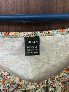 SHEIN- Floral Dainty Crop Top