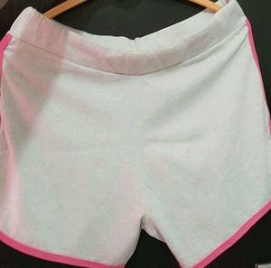 Shorts For Womans