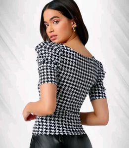 Houndstooth Puff Sleeve Top