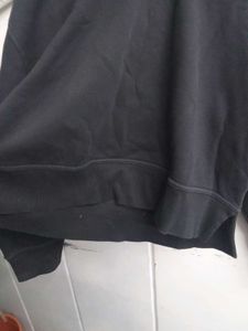 Zara Size  Medium Black Crop Top Hoodie Sweatshirt