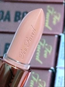 Too Faced Lip Stick