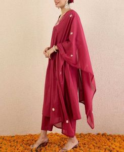 Elegant Embroidered Kurta Set size available