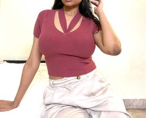 Women Burgundy V Neck Crop Top Sweater