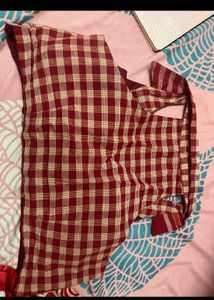 Elegant Red &amp; White Saree with padded blouse