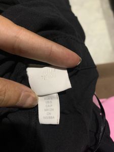 Comfy Black H&amp;M dress💖🦋