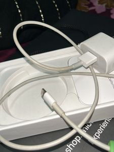 Apple 5w Charger