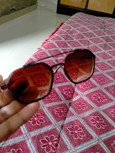 Stylish Aviator Sunglasses