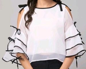 Black & White Top