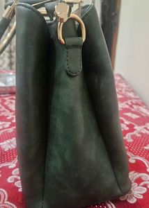 Elegant Green Handbag