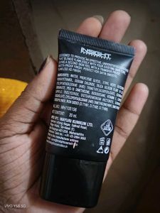 Insight HD Foundation High Coverage Dewy Finish