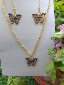 Butterfly Necklace & Earring Set