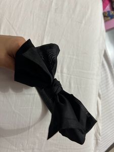 Black Bow Hairband