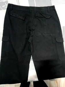 Black Cropped Cargo Pants