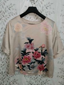 Floral Print Short Sleeve Tshirt