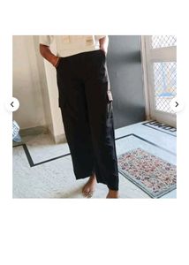 Wide Leg Cargo Pants