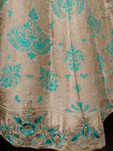 Lehenga Crop Blouse With Chunni