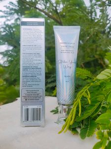 Faces Canada Strobe Cream