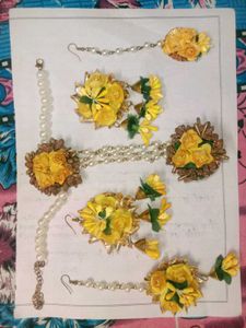 Floral Jewellery Set