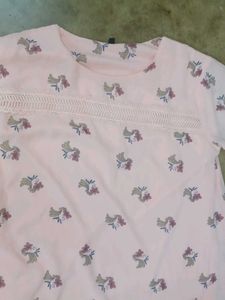 Cute Floral Top🌸❤️