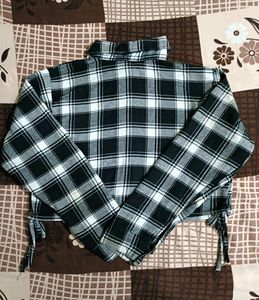Combo Of 2 Crop Shirts 🎉