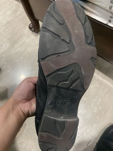 ID: Being Cult Black Leather Shoes