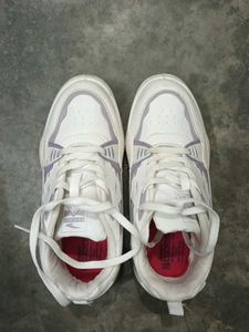 White Fashion Sneakers