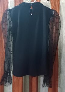 🎀 Black Full Sleeves Net Top 🎀
