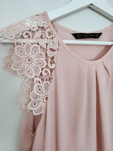 ZARA PINK LACE EMBROIDERY DETAIL SLEEVES LIGHT