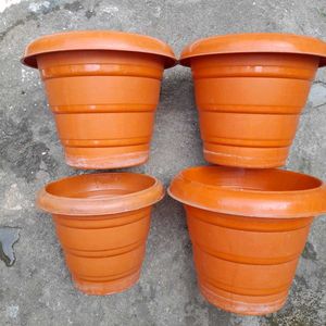 Set of 4 Plastic Flower Pots
