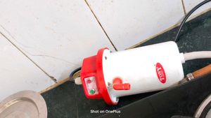 Branded Geyser