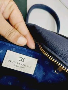 Oriflame Navy &amp; Beige Crossbody Bag