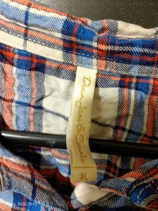 Plaid Top with Floral Embroidered 🌺