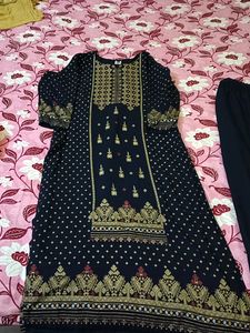 Good Looking Suit Set Size Xl Only Cash