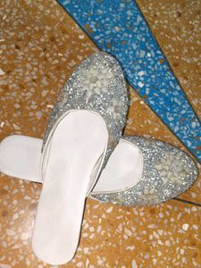 It Is Ethnic Indian Footwear💖