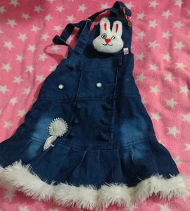 Cute 'Sweet Look Girls' Tee With Denim Dungaree