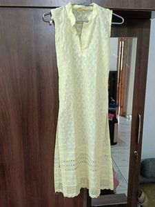 Yellow Sleeveless Kurti With Jean