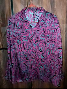 Abstract Print Button-Down