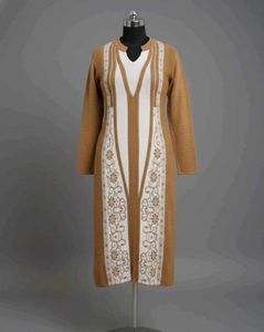 Elegant Embroidered Kurta brand new.