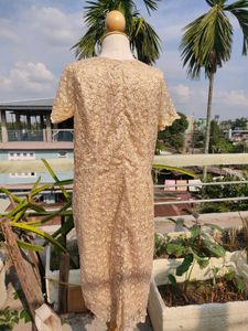 Elegant Lace Midi Dress