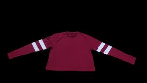 Very Comfortable Maroon With White Ti Shirt