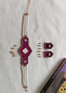 Choker Necklace With Earrings ✨