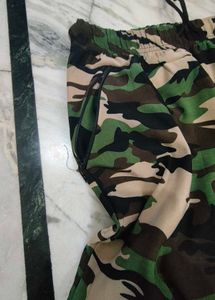 Women&#39;s Plus Size Camo Cargo Pants High Waist Slim