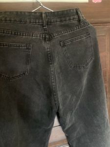 Urbanic Straight Jeans Women